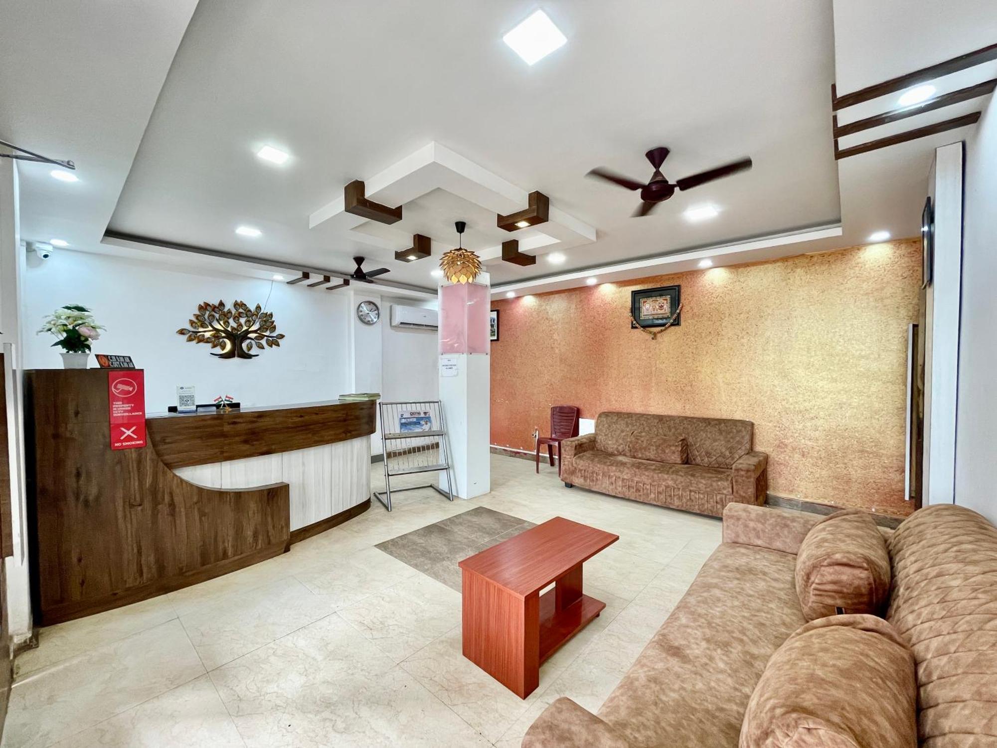 Hotel Subham Beach Inn ! Puri Near-Sea-Beach-And-Temple Fully-Air-Conditioned-Hotel With-Lift-And-Parking-Facility Экстерьер фото